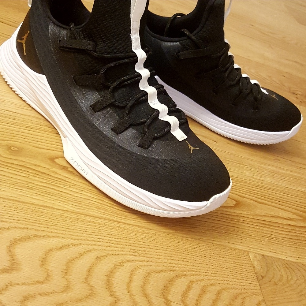 Air Jordan Ultra Fly 2 Low Basketball Shoes